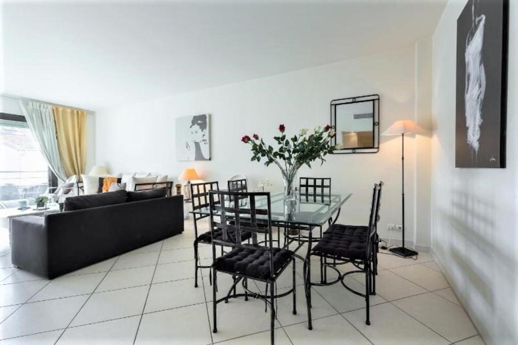 Cannes Centre 2 Mins Fro Beach Stunning 3-bed Apt - Cannes