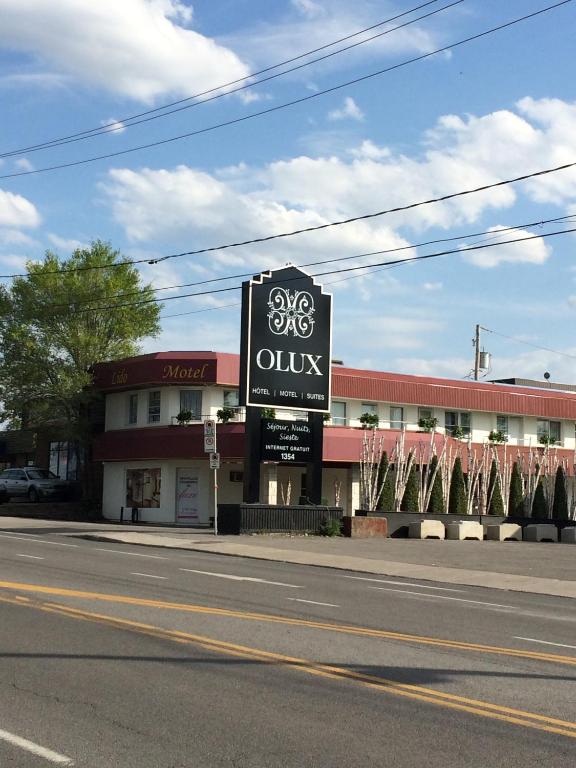Olux Hotel-Motel-Suites - Montreal