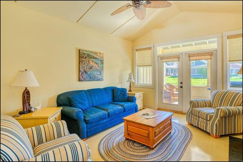 Oroville, WA Vacation Rentals & Airbnb COZYCOZY