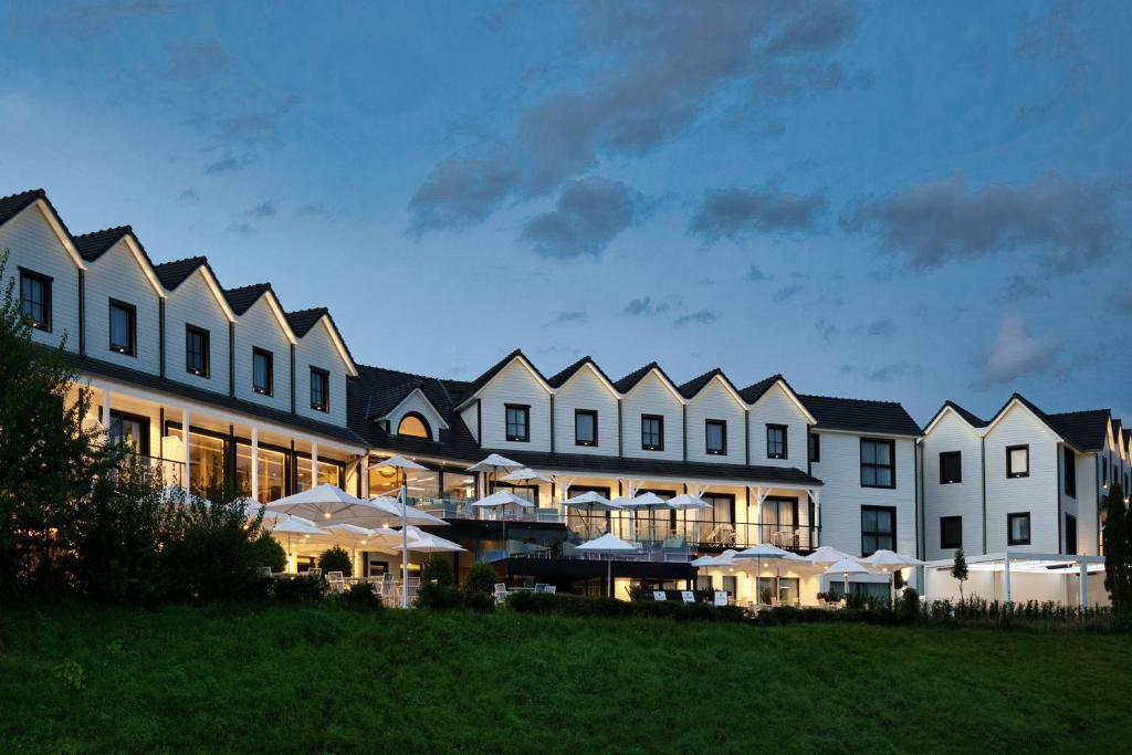 Best Western Plus Le Fairway Hotel & Spa Golf D'arras - Arras