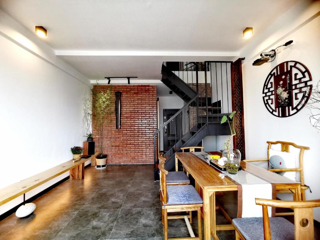 Lingzi's Home Apartment - Kunming