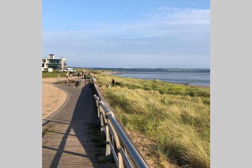 Llanelli Holiday Apartments and Self Catering cozycozy