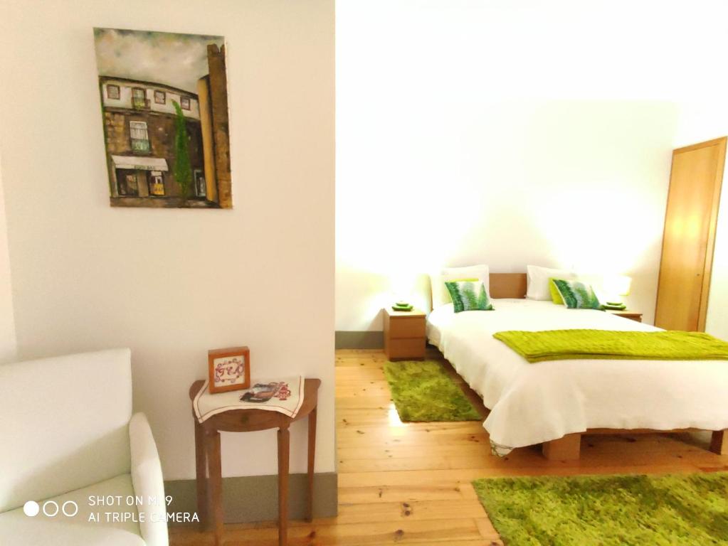 One bedroom appartement with balcony and wifi at Guimaraes - Guimaraes