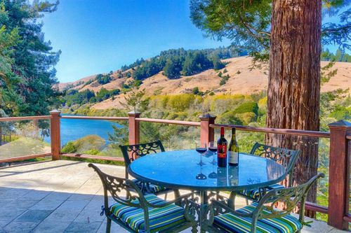 Monte Rio Vacation Rentals and Airbnb cozycozy