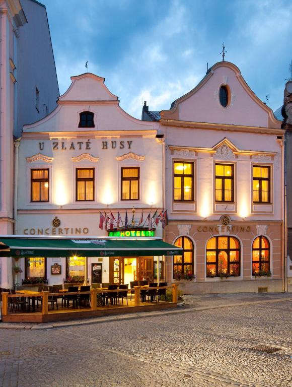 Hotel Concertino Zlatá Husa - Tschechien