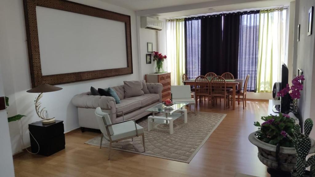 All In 3 Minutes Apartment (By The Beach) - Tel-Aviv