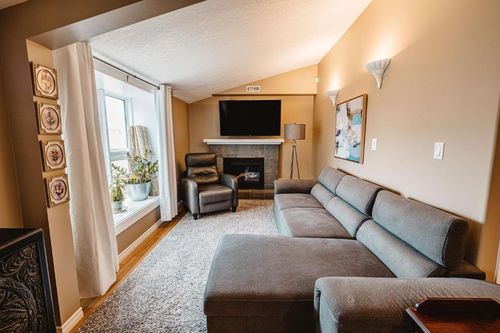 Drumheller Apartments & Condos For Rent Cozycozy