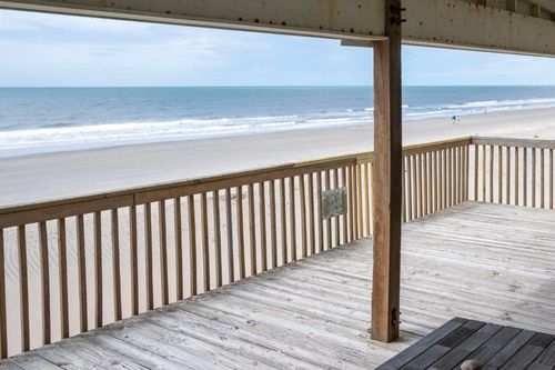 Oak Island Villas and Beach house Best Price on cozycozy