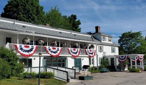 Wolfeboro, NH Resorts at the Best Price cozycozy