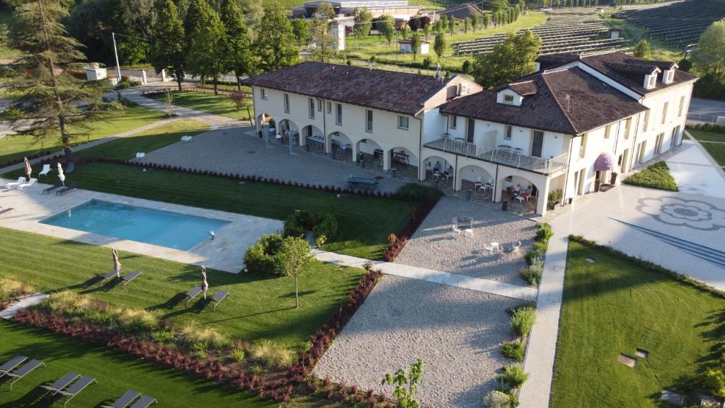 L'aja della Mirusina - Piedmont Resort Monferrato Langhe - Italy
