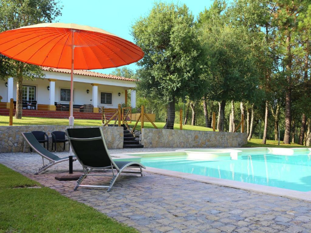 Luxurious Villa In Caldas Da Rainha With Swimming Pool - Portugal