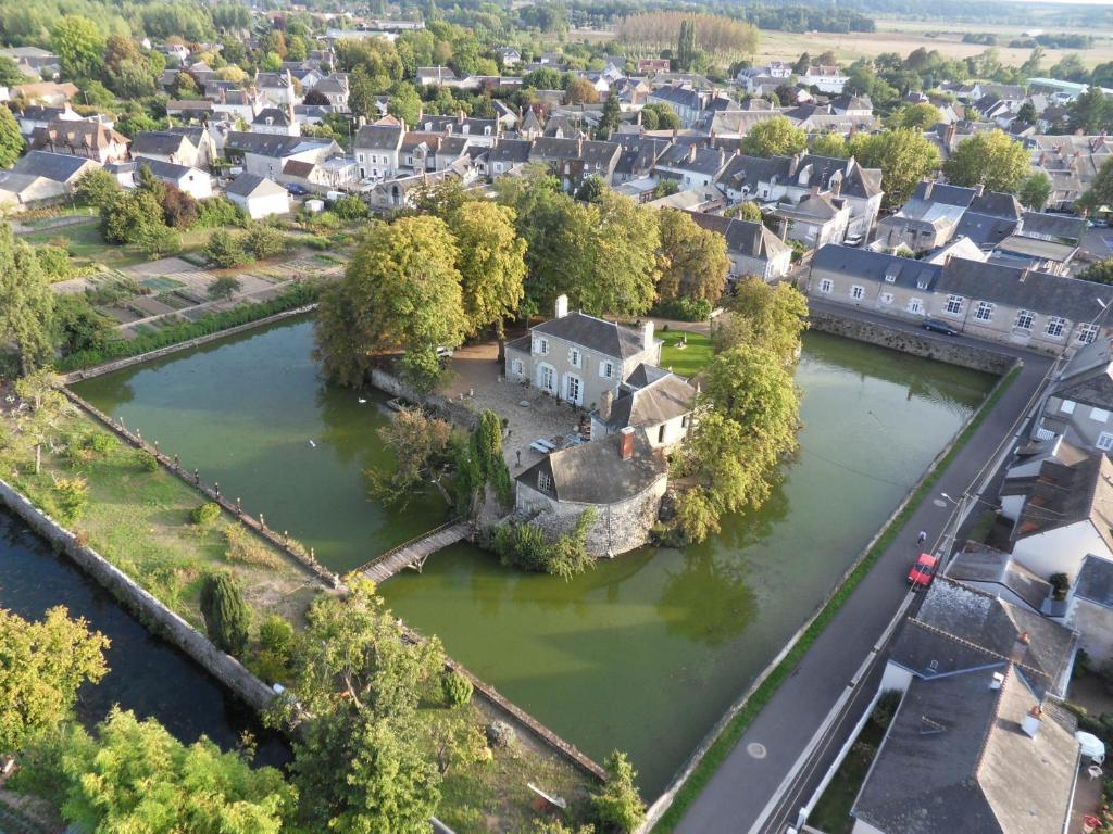 Les Douves - Chaumont-sur-Loire