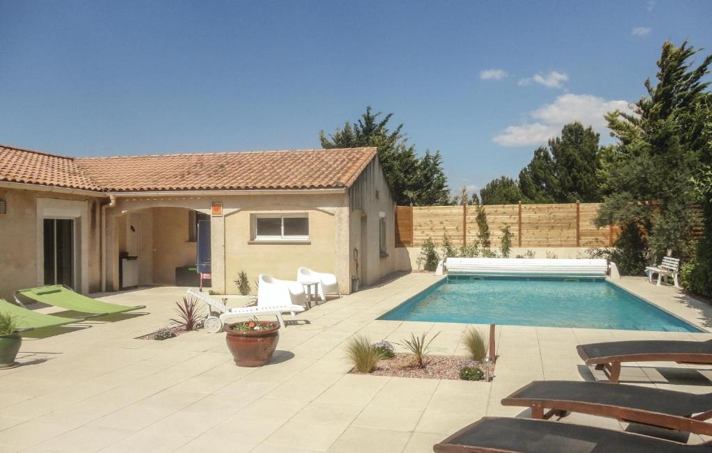 Amazing Home In Nebian With 2 Bedrooms, Wifi And Outdoor Swimming Pool - Clermont-l'Hérault
