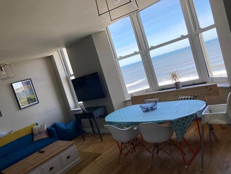 Scarborough Vacation Rentals and Airbnb cozycozy