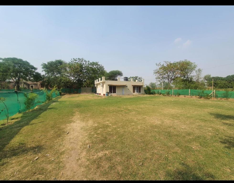 Farm House - New Chandigarh