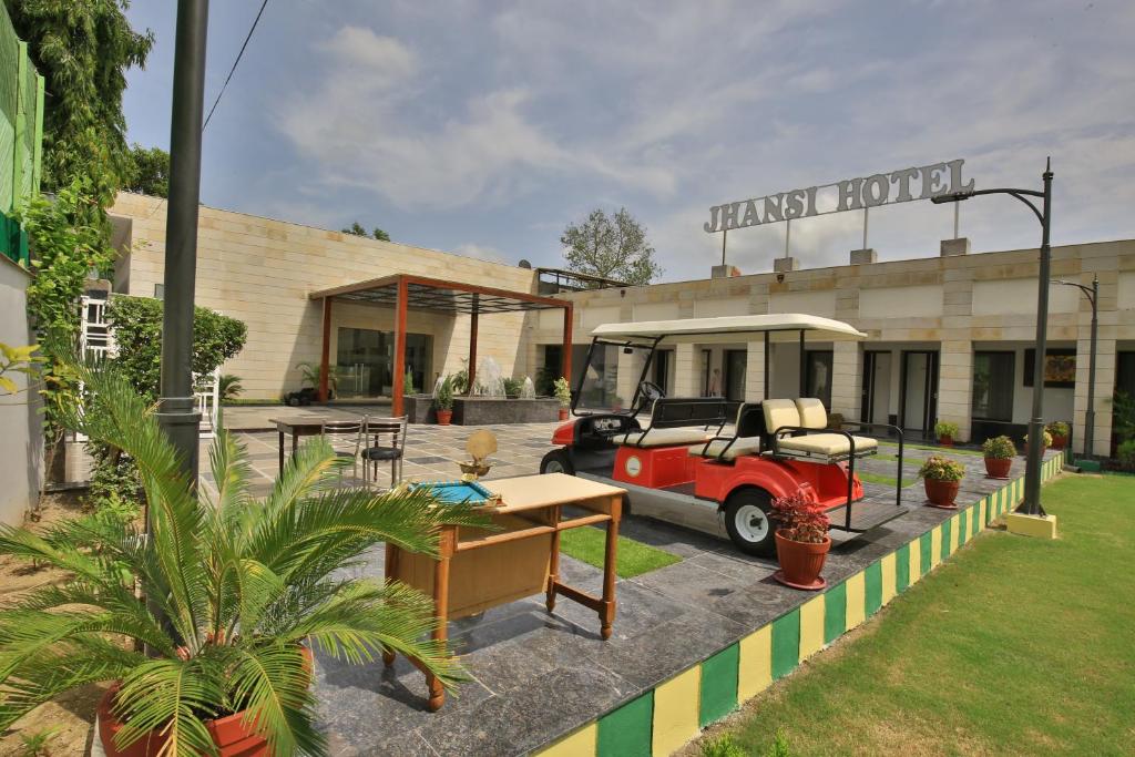 Jhansi Hotel - Orchha