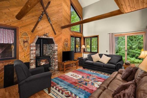 Skykomish Vacation Rentals and Airbnb cozycozy