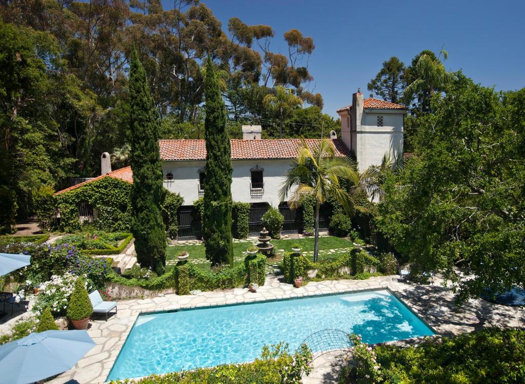 Ravenscroft Historic Gated Montecito Estate With Pool & Tennis Court - Santa Barbara