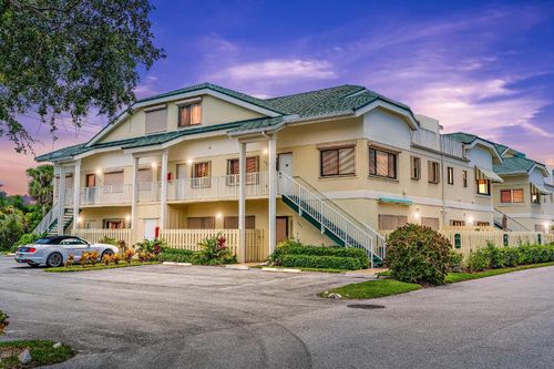 Jupiter Vacation Rentals and Airbnb cozycozy