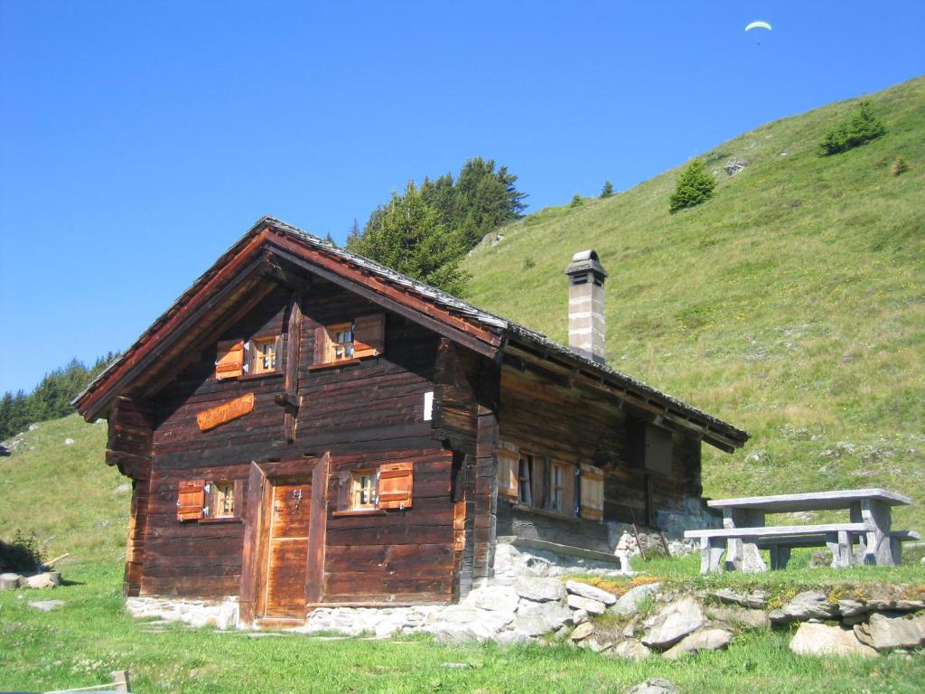 Alphütte Bielerchäller - Suisse