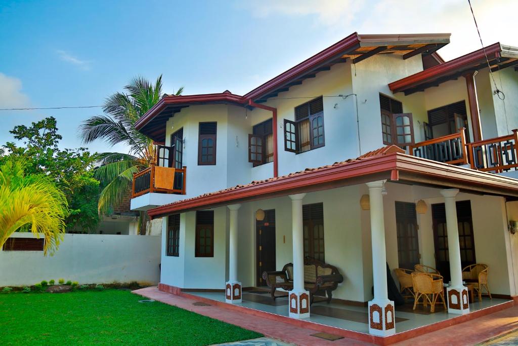 4 S Villa - Sri Lanka