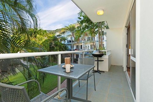 724 Cairns Short Term and Weekly Rentals cozycozy