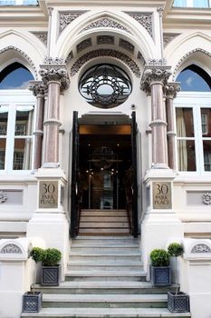 1019 Leeds Short Term and Weekly Rentals cozycozy