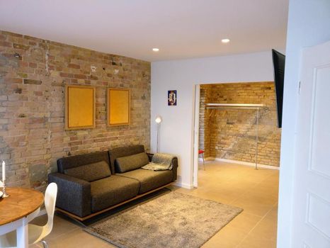 8731 Berlin Short Term and Weekly Rentals cozycozy