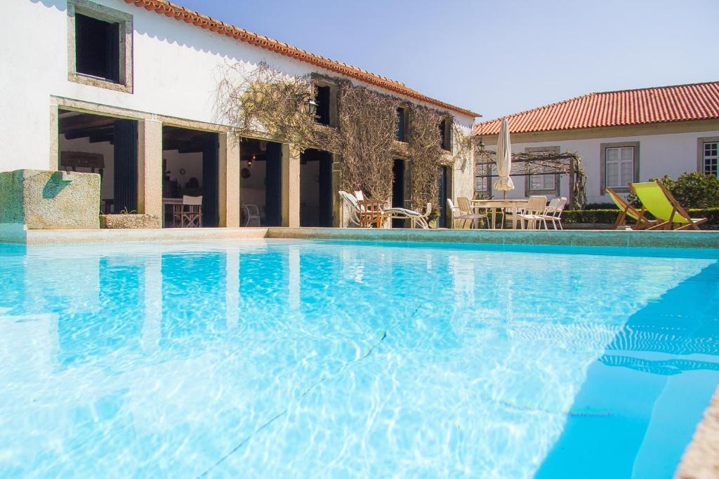 Liiiving in Ofir | Manor Pool House - Barcelos