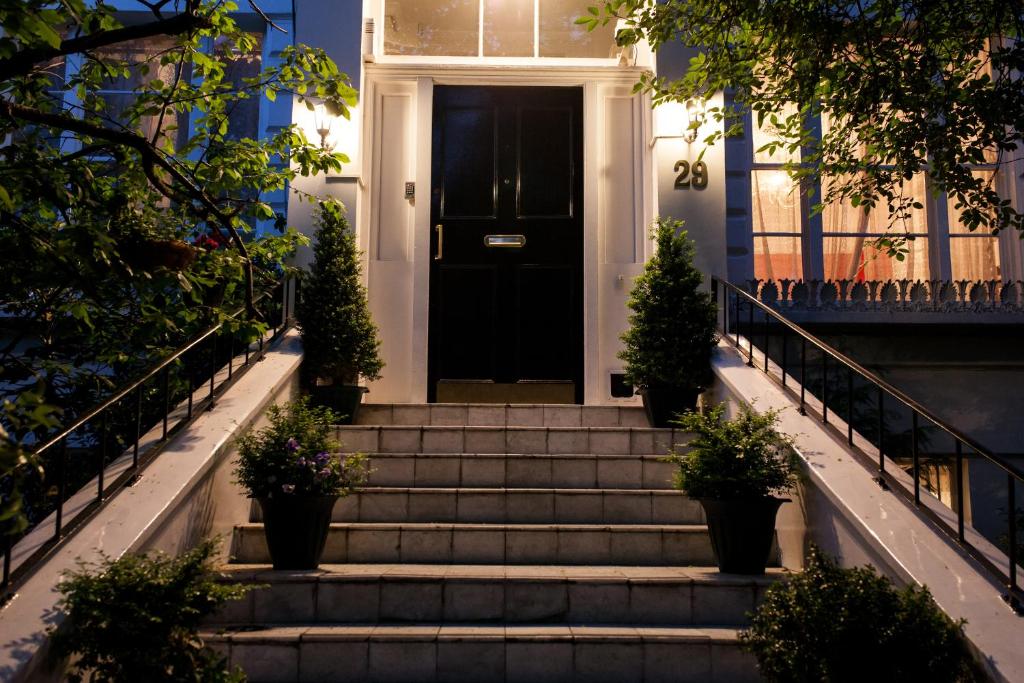 Dawson Place, Juliette's Bed and Breakfast - London