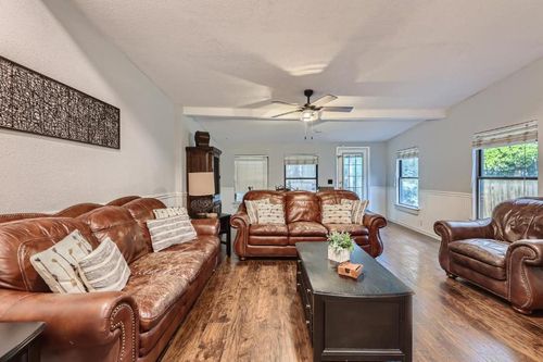 Helotes Vacation Rentals and Airbnb cozycozy