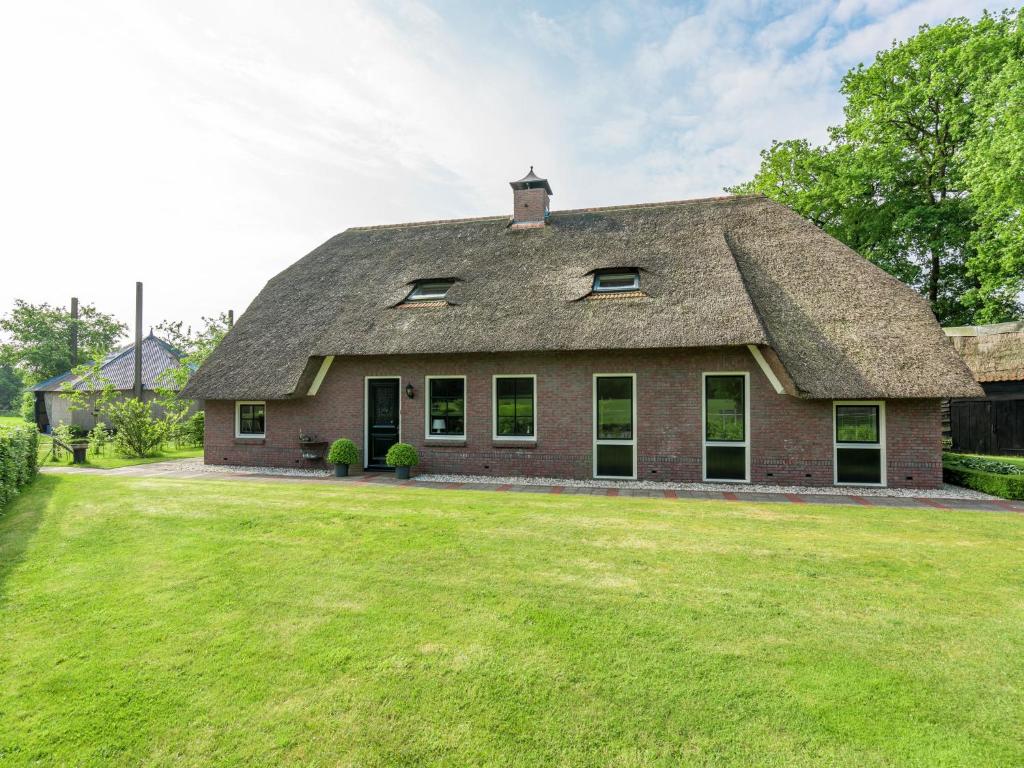 Luxurious Farmhouse with Garden in Rheeze - Hardenberg
