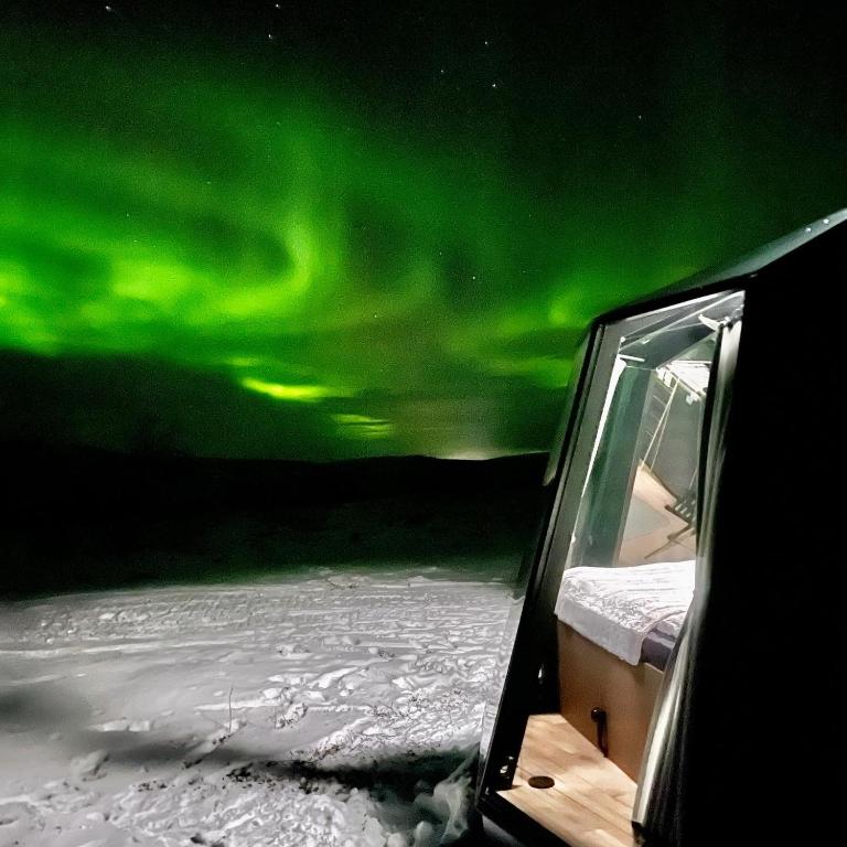 Aurora Hut - luksusmajoitus iglu tunturissa Pohjois-Lapissa Nuorgamissa - Finlande