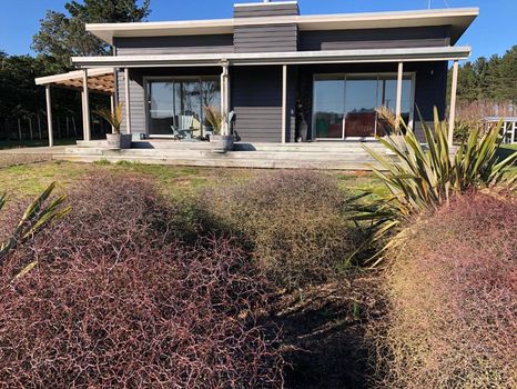 Foxton Vacation Rentals & Airbnb COZYCOZY