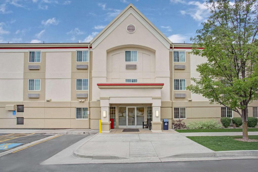 MainStay Suites Salt Lake City Fort Union - Cottonwood Heights