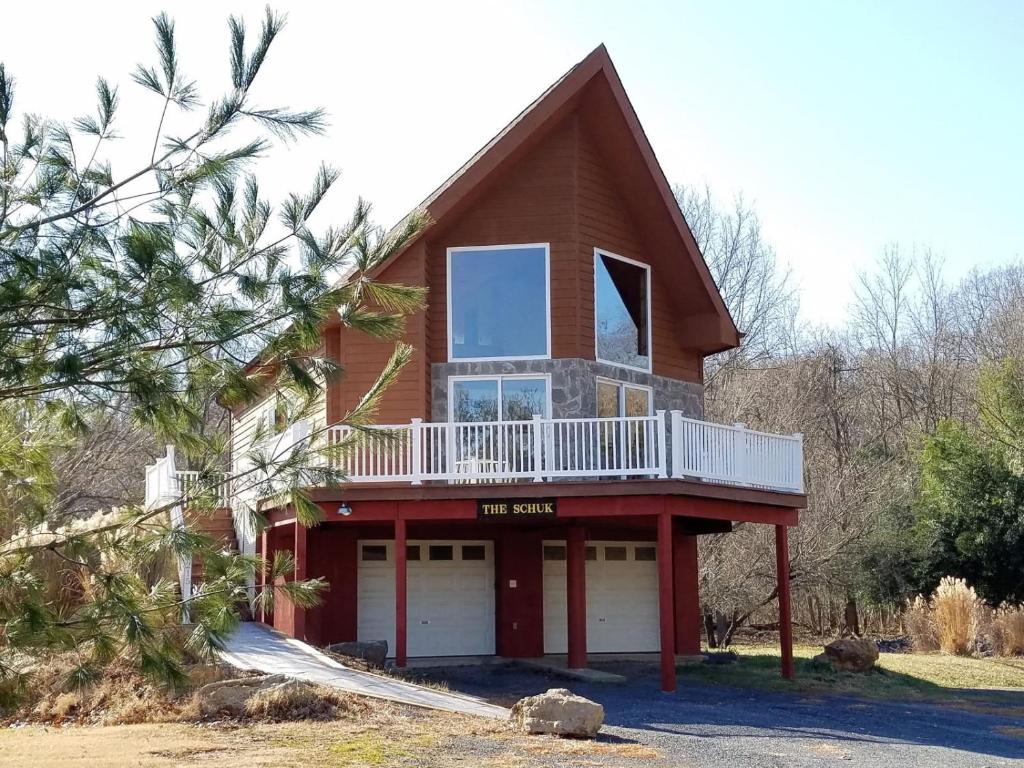 The Shuck- Christophers Riverside Cabin - Maryland (State)