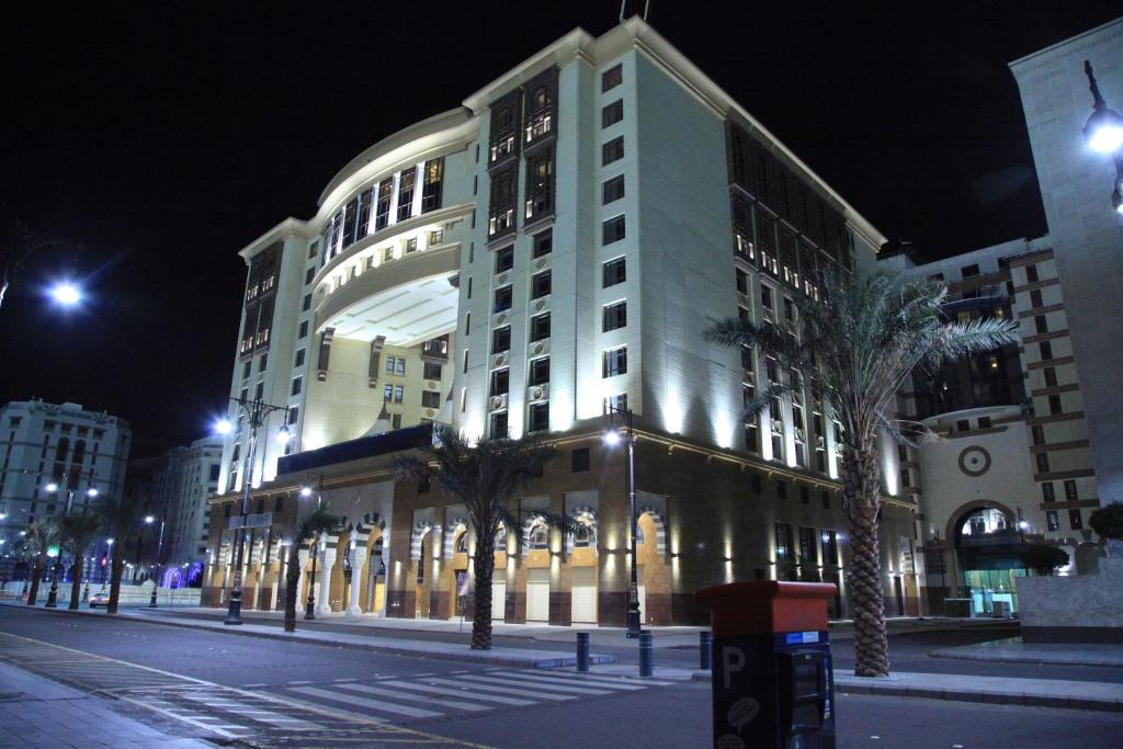 Rua Al Hijrah Hotel - Médine