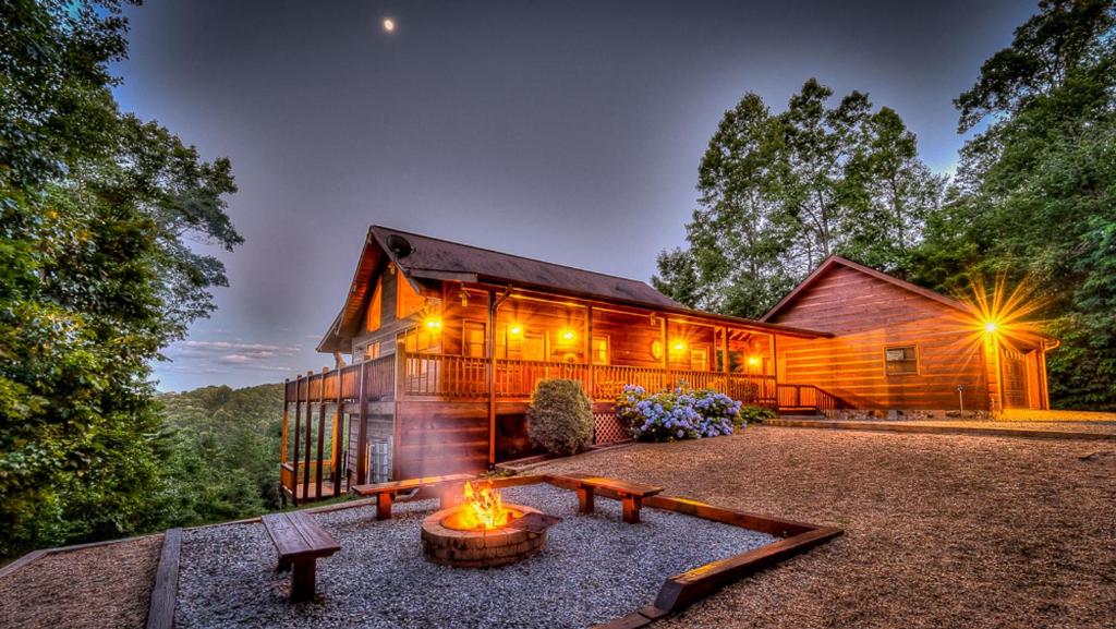 Blackberry Lodge by Escape to Blue Ridge - Tennessee (State)
