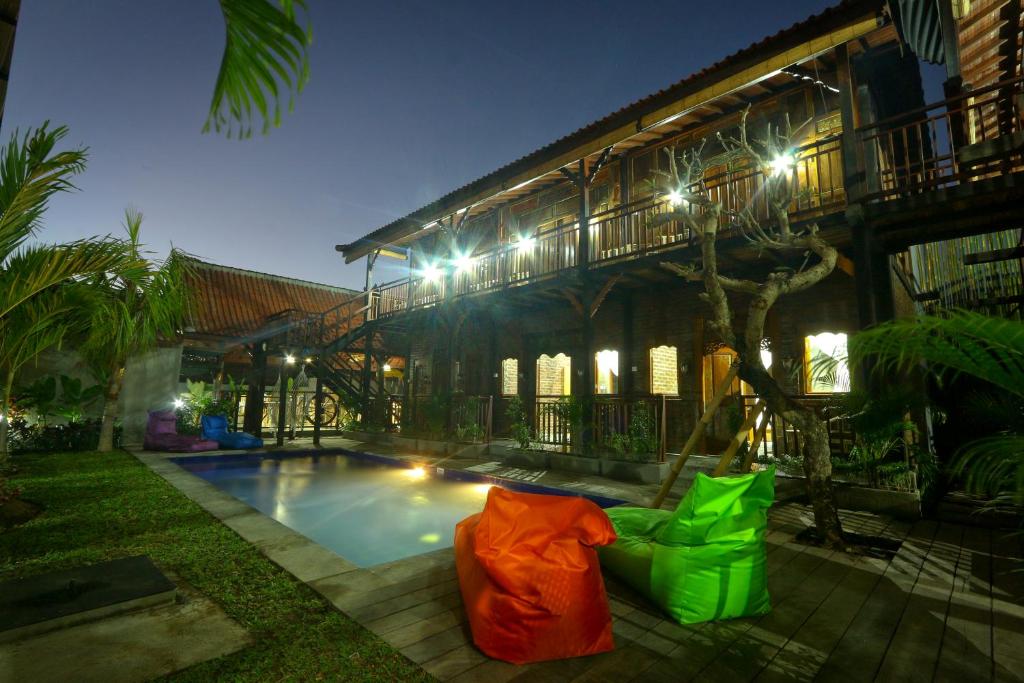 Tropical Canggu Hostel - Denpasar