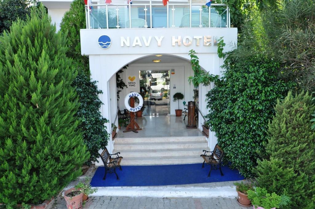 Navy Hotel - Ичмелер