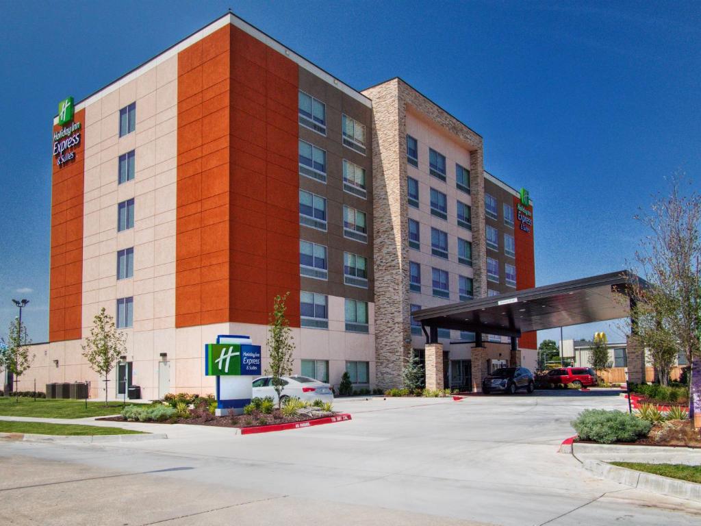 Holiday Inn Express & Suites Moore, an IHG Hotel - Oklahoma City