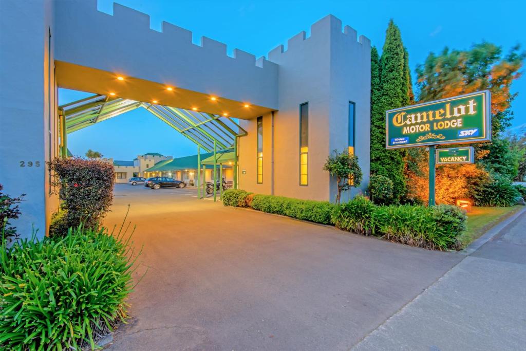 Camelot Motor Lodge and Conference Centre - Palmerston North