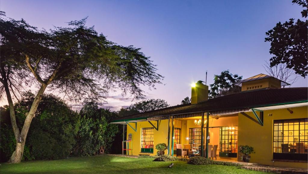 Jacana Gardens Guest Lodge - Zimbabwe
