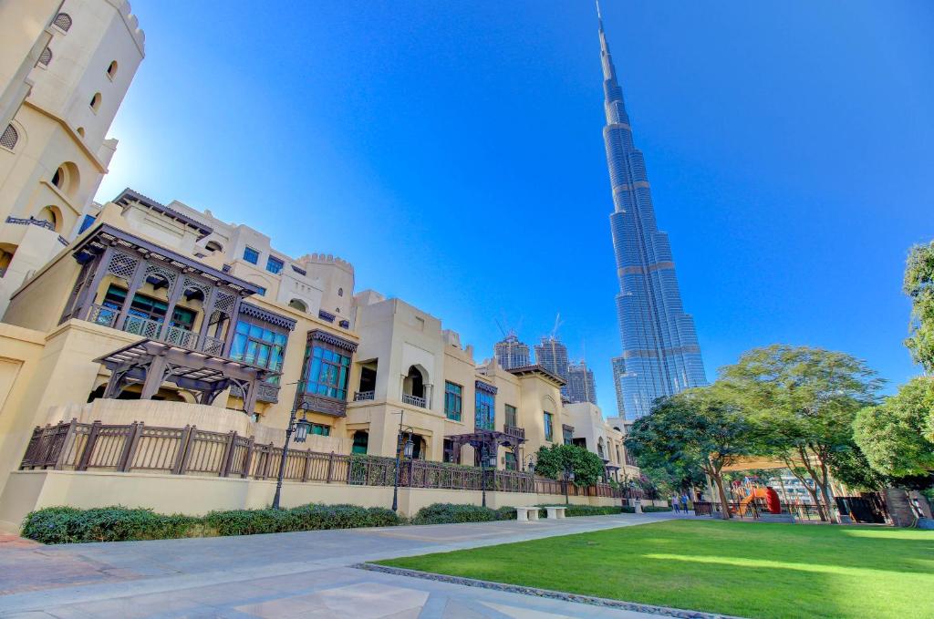 Durrani Homes - Souk Al Bahar 2BR Besides Burj Khalifa & Dubai Mall - Dubai