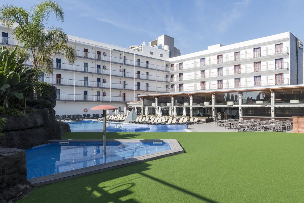 Hotel Papi Blau - Pineda de Mar
