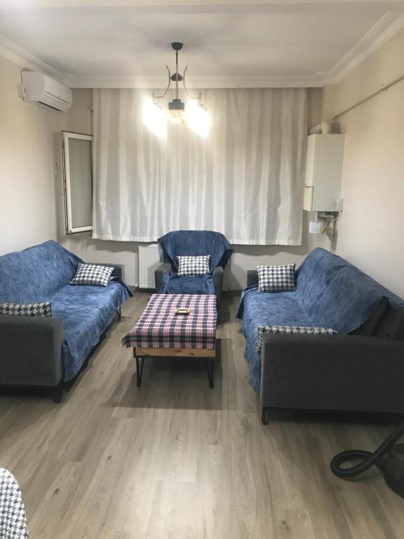 Hakan’s apartment - İstanbul