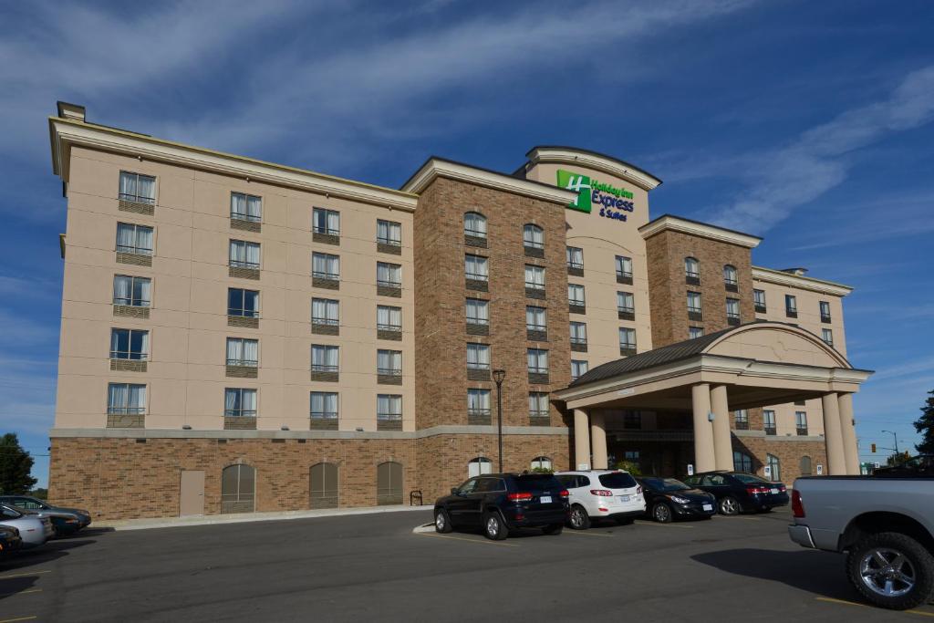Holiday Inn Express Hotel & Suites Waterloo - St. Jacobs Area, an IHG Hotel - Kitchener