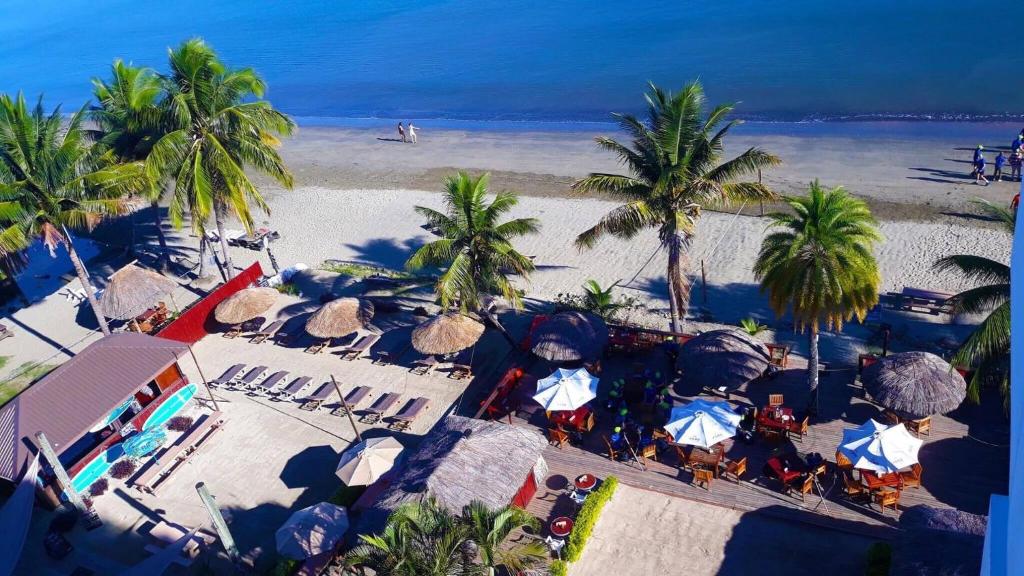 Smugglers Cove Beach Resort & Hotel - Fiji