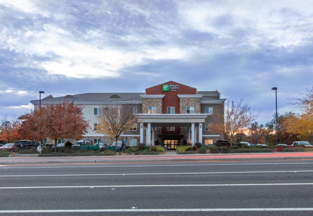 Holiday Inn Express Hotel & Suites Roseville - Galleria Area, an IHG Hotel - Citrus Heights