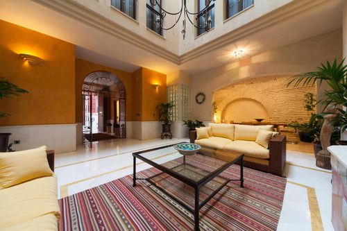Seville Holiday Apartments & Self Catering Cozycozy